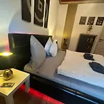 Honor - Urban Neu Renoviert Apartamento *