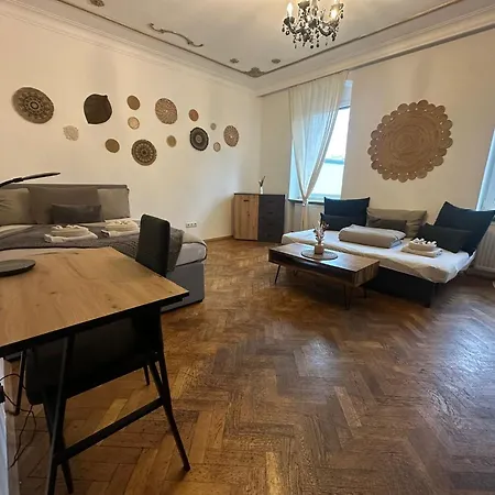 Apartmán Honor - Urban Neu Renoviert