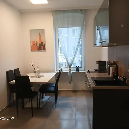 Apartmán Honor - Urban Neu Renoviert *